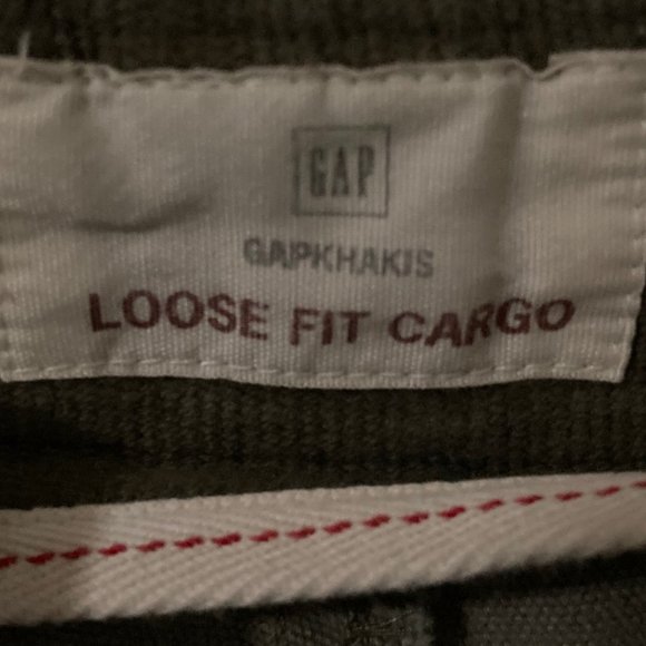 GAP Cargo Shorts - Picture 5 of 5